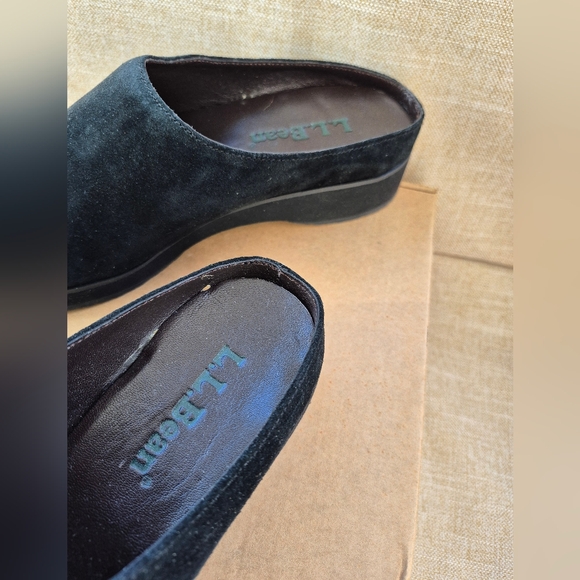 L.L. Bean Womens Black Suede Slip Ons NIB 6.5 - Picture 9 of 10